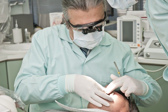 רופאי שיניים בחיפה